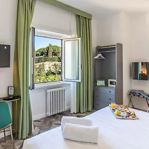 Hotel Bloom, Rom